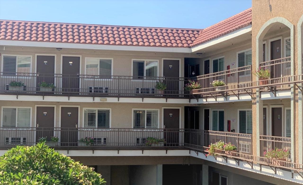 Days Inn By Wyndham Alhambra Ca Luaran gambar